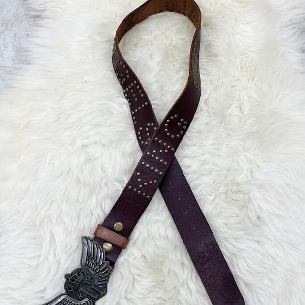 리얼레더 스터드 버클 벨트