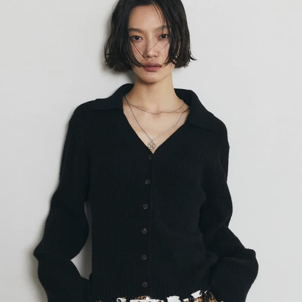 새상품 하프데빌어스 니트 브이넥 카라 가디건_블랙
