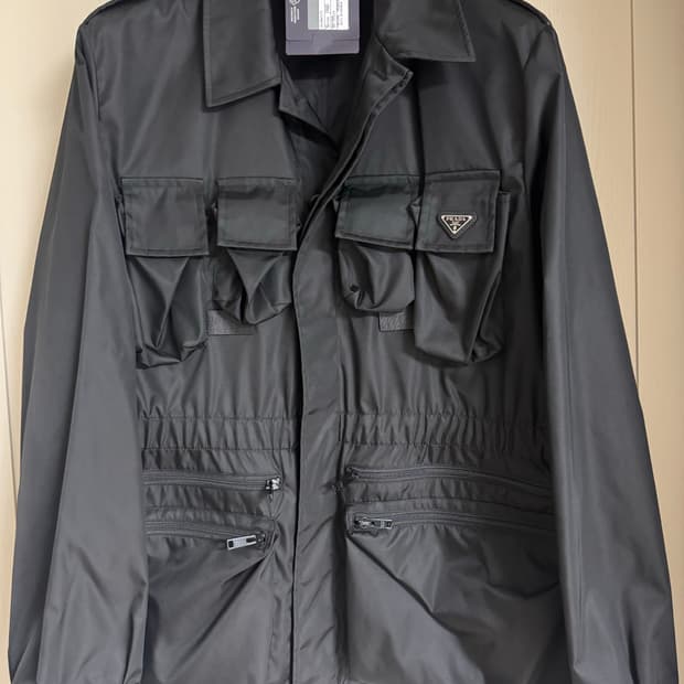 프라다 리나일론 사파리자켓