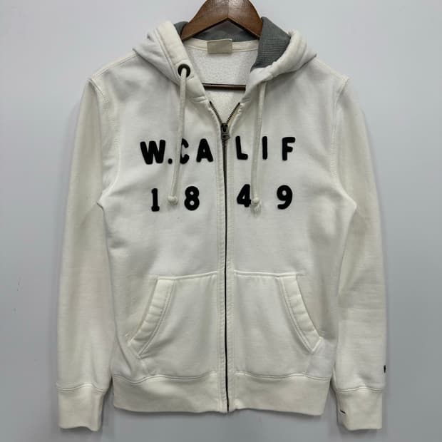 후아유 화이트 후드집업 