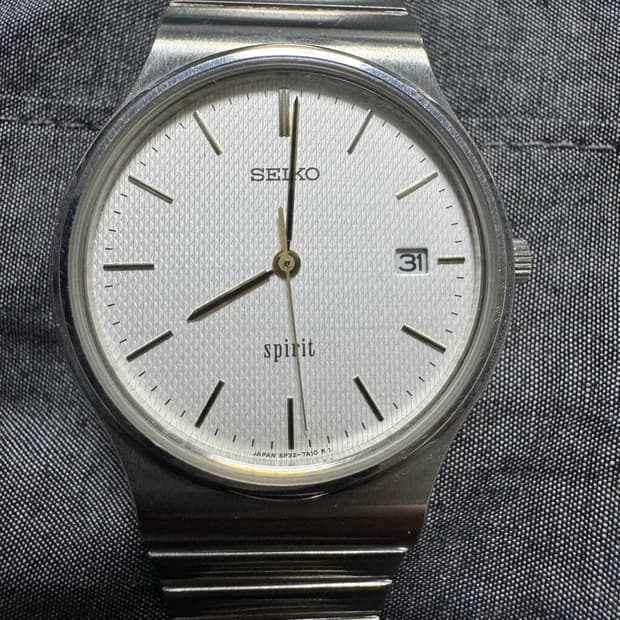 SEIKO - 90s spirit silver quartz