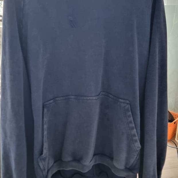 물빠진 파란색 오버핏 후드티