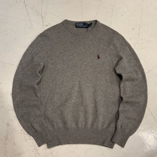 폴로 그레이 니트