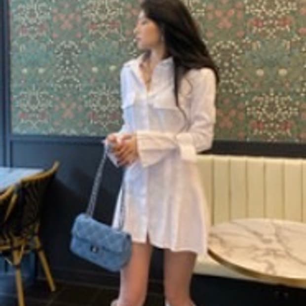 플립 화이트 핀턱 셔츠 원피스