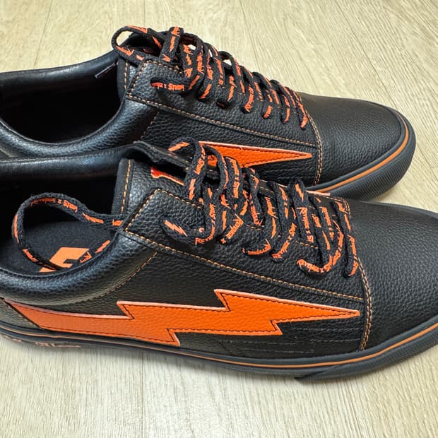 브이론X리벤지스톰 신발 US10(280)