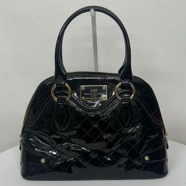 발렌시아가 금장 토트백 에나멜 종가방