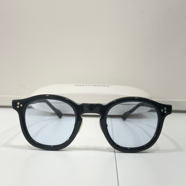 와코마리아 안경