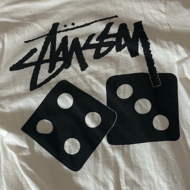 스투시 다이스 피그먼트 다이드 티셔츠 내츄럴