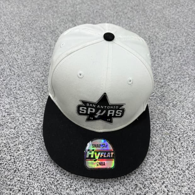 F NBA 스냅백 모자 화이트 0319J