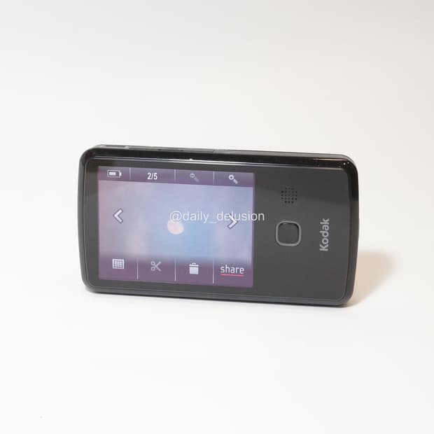 코닥 플레이터치 Zi10