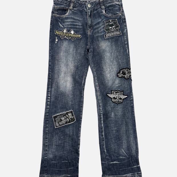 punk patch detail jean