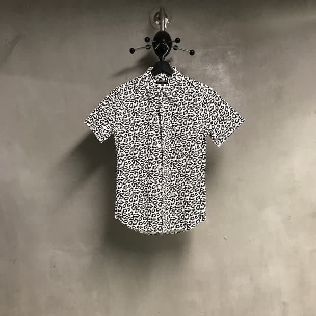 꼼데가르송 옴므 플러스 레오파드 반팔 셔츠 XS