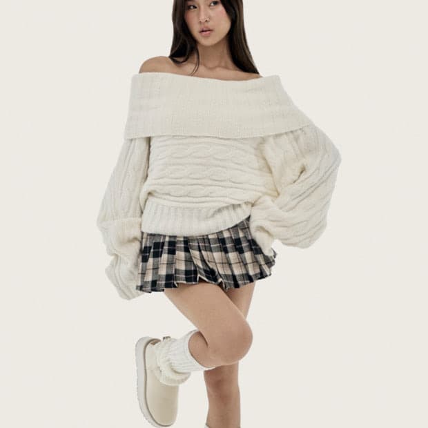 클리시어 치즈케이크 오프숄더 니트