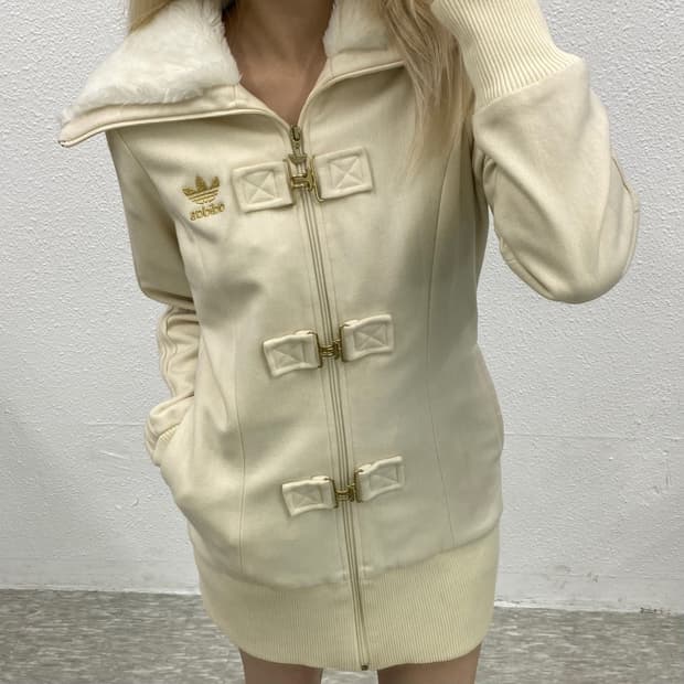 아디다스 y2k 버클 크림 보아털 집업 95