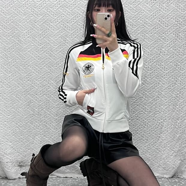 아디다스 올드스쿨 레트로 96 독일 국대 슬림 져지집업 90 C13507