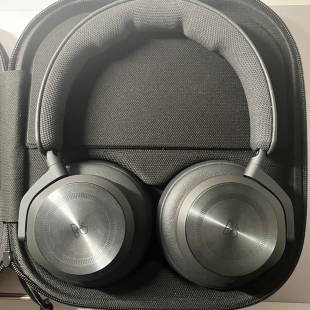뱅앤올룹슨 베오플레이 HX (Beoplay HX) Black 블루투스