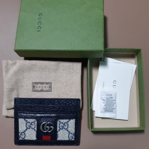 구찌 카드지갑 오피디아 카드홀더 2가지 색상 (새제품)