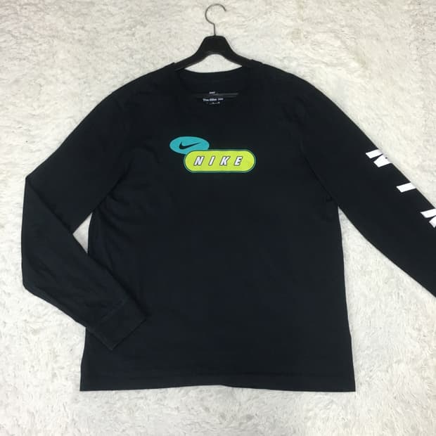 나이키 롱슬리브 DD23