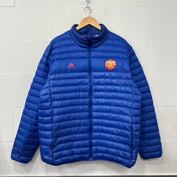 아디다스 맨유 경량 패딩