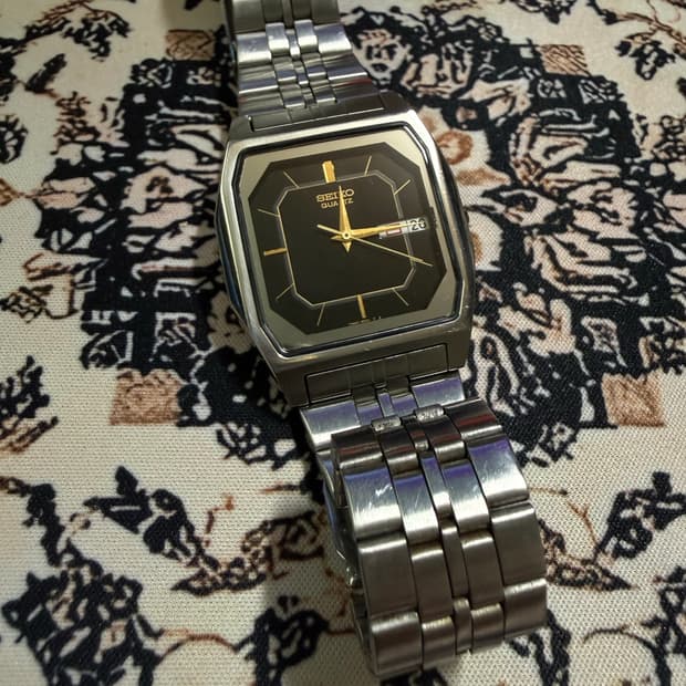 SEIKO 빈티지 쿼츠 시계