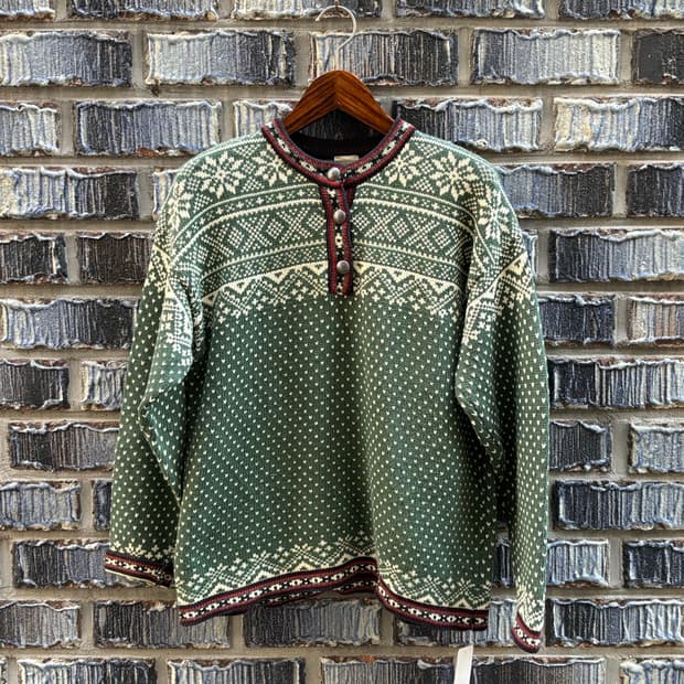 L.L.Bean 엔틱버튼 스웨터