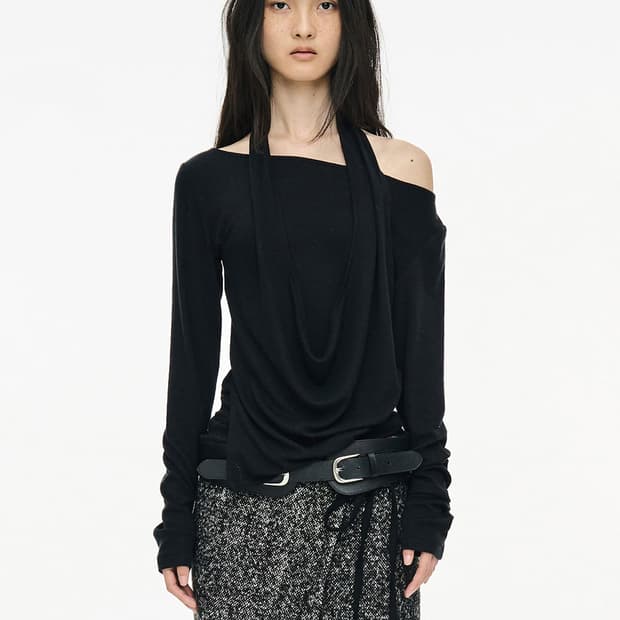 세릭 store exclusive 블랙 레이어드 홀터 탑