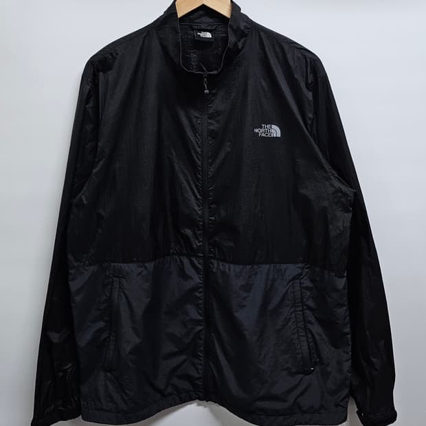 노스페이스 블랙 바람막이 자켓 110