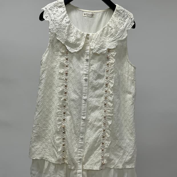 Axes femme sleeveless blouse