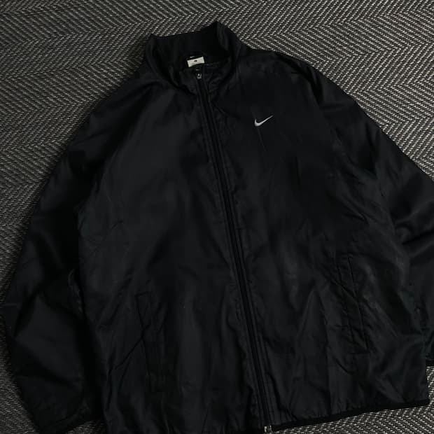 나이키 스우시로고 블랙 바람막이 자켓y 3607