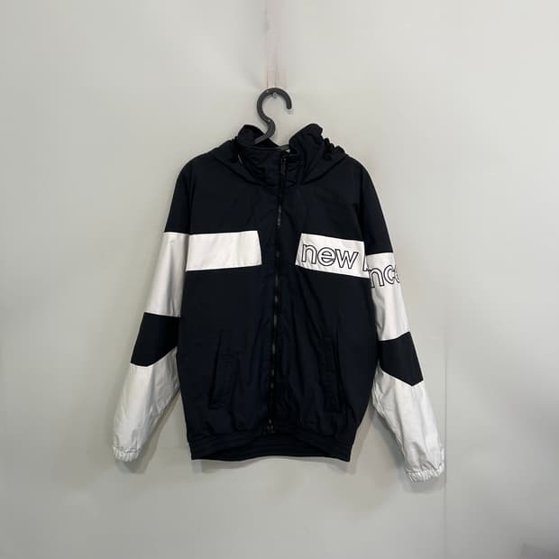 뉴발란스 여성 나일론 바람막이 90 