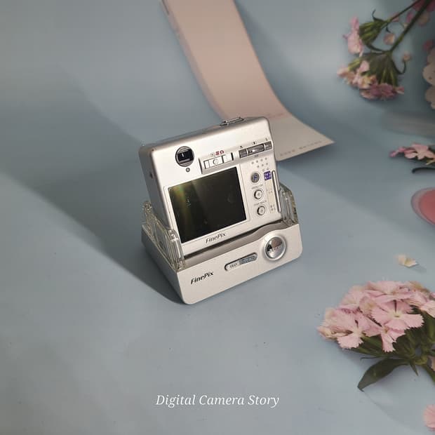 후지필름 파인픽스 F440 디카 (빈티지 카메라)