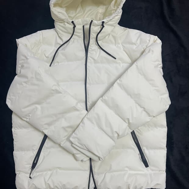 h&m화이트 패딩 자켓 XL