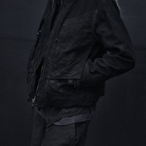 Blackmerle cargo bomber / black