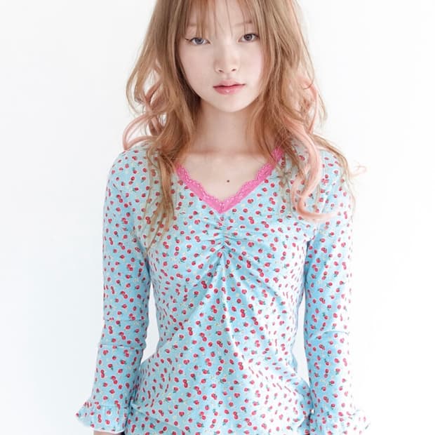 샵페어리 little strawberry lace top (mint)
