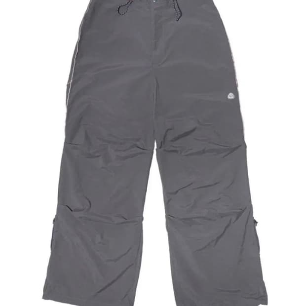 스마트어반유즈풀 코이세이오 22fw 스트랩 라인 팬츠 그레이 1