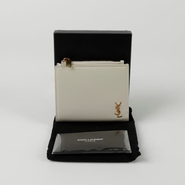 생로랑 카산드라 모노그램 지퍼 카드지갑 화이트