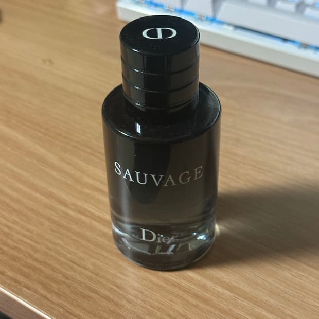 디올 소바쥬 오드 뚜알렛