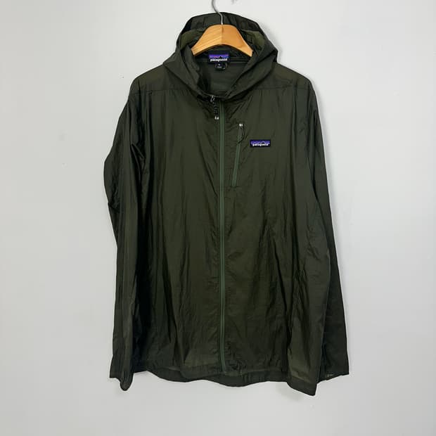 patagonia 파타고니아 경량 후드 바람막이 XL J10