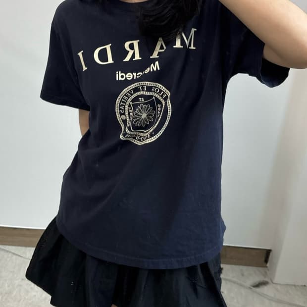 마르디메크르디 네이비 반팔 티셔츠