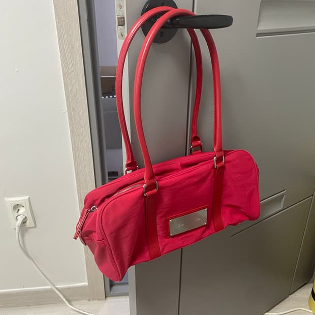 마뗑킴 레드 스포티 토트백