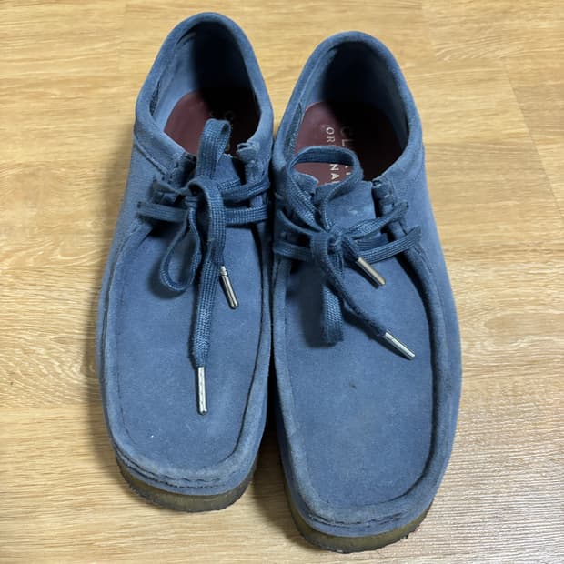 클락스 왈라비 255