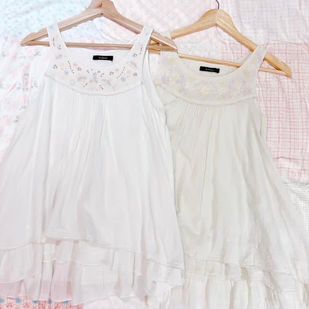 카메빈티지 꽃자수 슬리브리스 