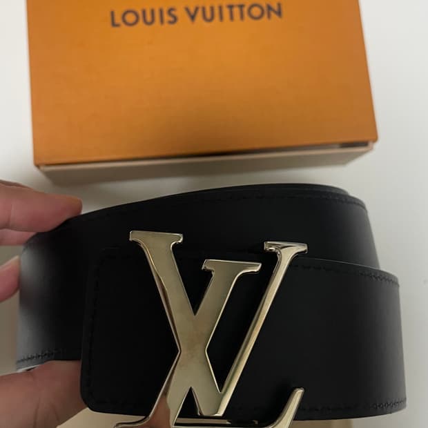 LV 이니셜 리버서블 모노그램 벨트