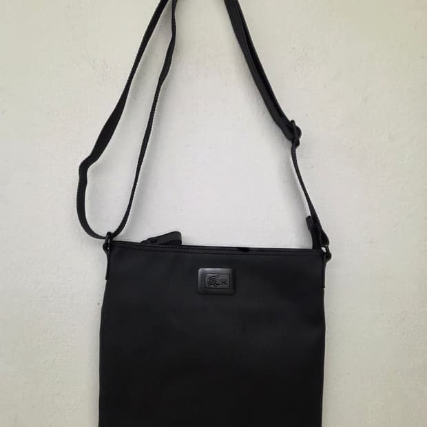 라코스테 블랙 크로스백