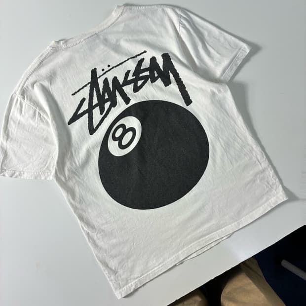 Stussy  스투시 8볼 피그먼트 다이드 블랙 반팔 티셔츠 