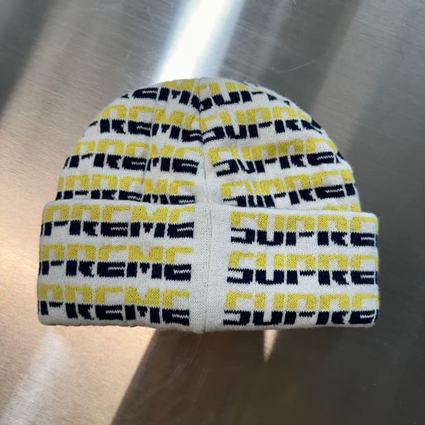 Supreme 패턴 비니