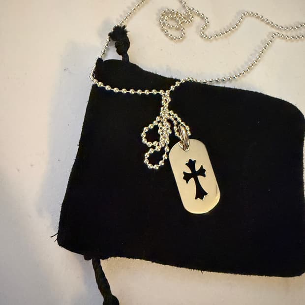 크롬하츠 도그택 타이니 컷아웃 크로스 펜던트 미니+볼체인