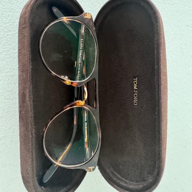 톰포드 브라운 호피 안경태