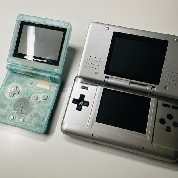 닌텐도 GBA SP 게임보이 어드밴스 SP 야광 + 여분 케이스 부품판매