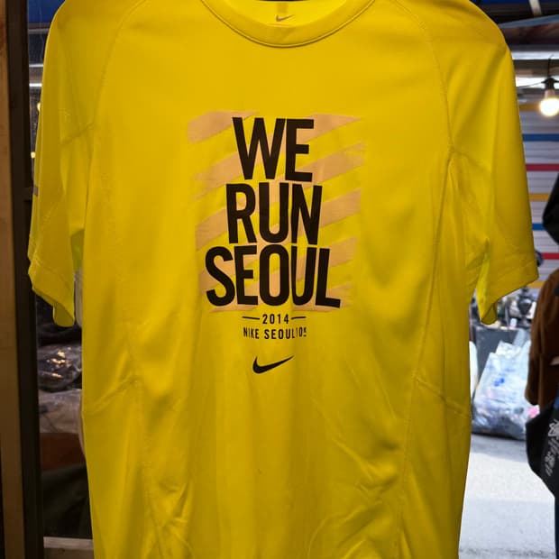 2014 나이키 위 런 서울 반팔티
